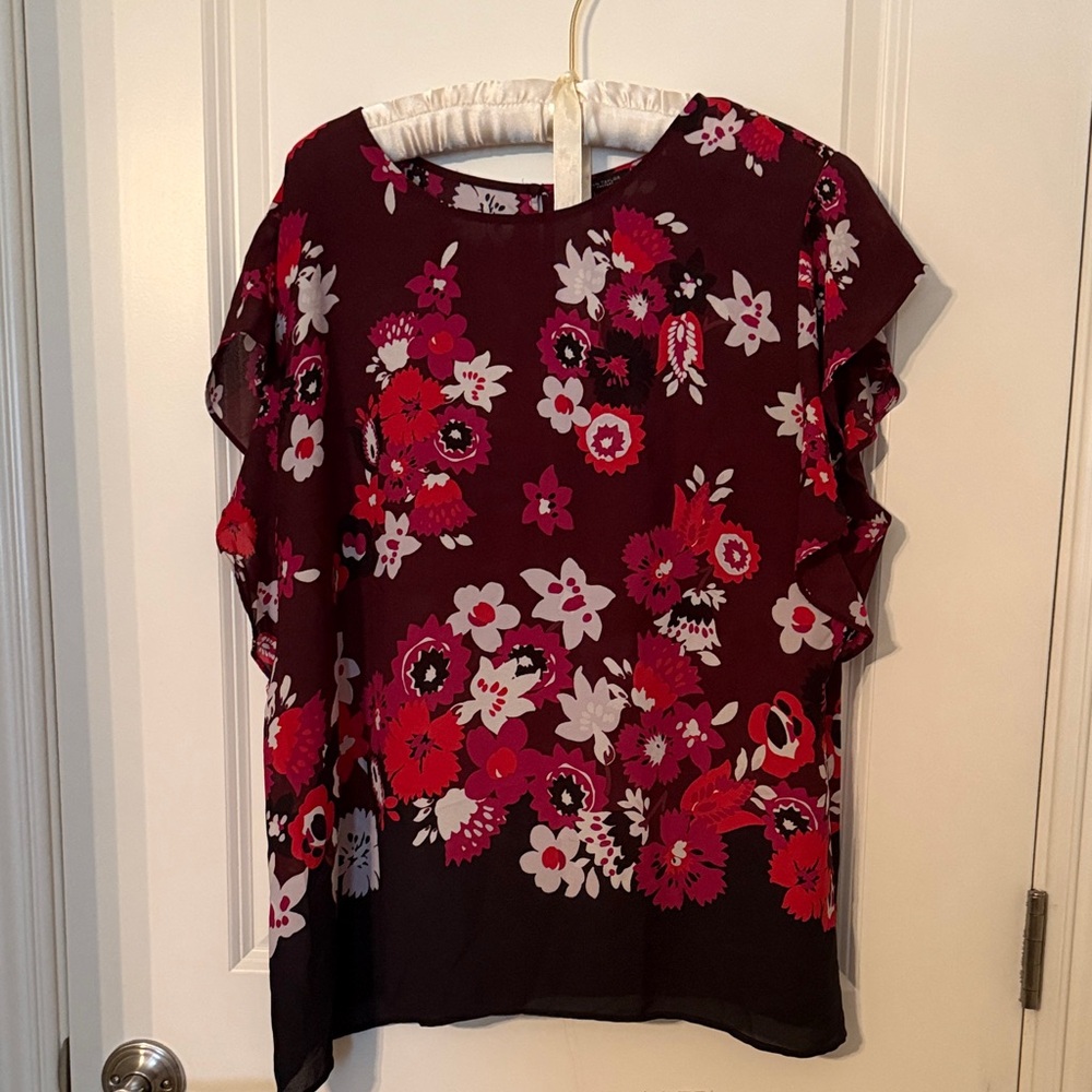 Ann Taylor Burgundy Floral Flutter-Sleeve Blouse
